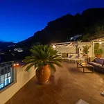 Holiday home Casa Ella With Private Parking *