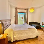 Casa Ella With Private Parking Holiday home