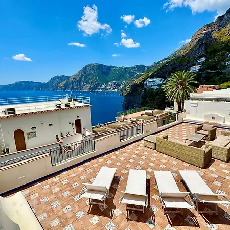 Casa Ella With Private Parking Holiday home *