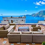Semesterbostad Casa Ella With Private Parking