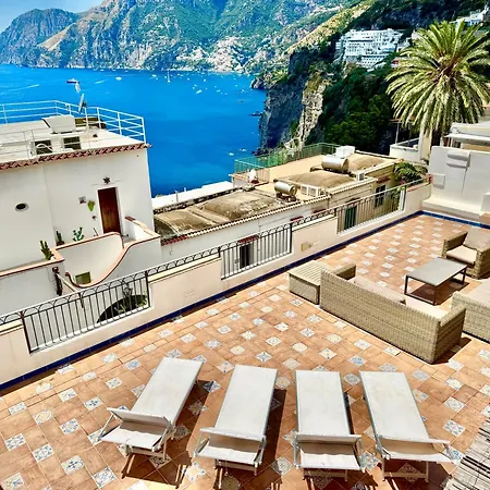 Semesterbostad Casa Ella With Private Parking
