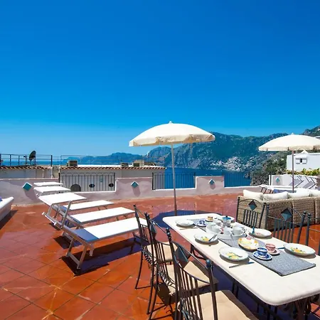 펜션 Casa Ella With Private Parking