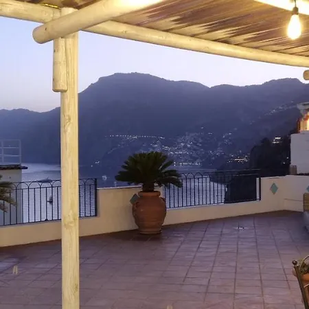 펜션 Casa Ella With Private Parking 프라이아노