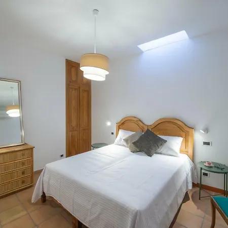 Casa Ella With Private Parking Holiday home *