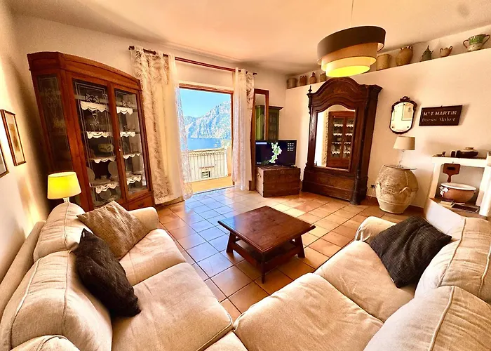 Casa Ella With Private Parking *